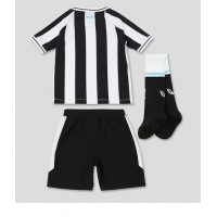 Newcastle United Fotballklær Hjemmedraktsett Barn 2022-23 Kortermet (+ korte bukser)